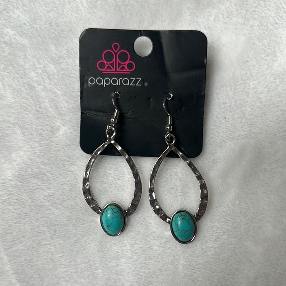 Paparazzi earrings trio - Picture 4 of 7